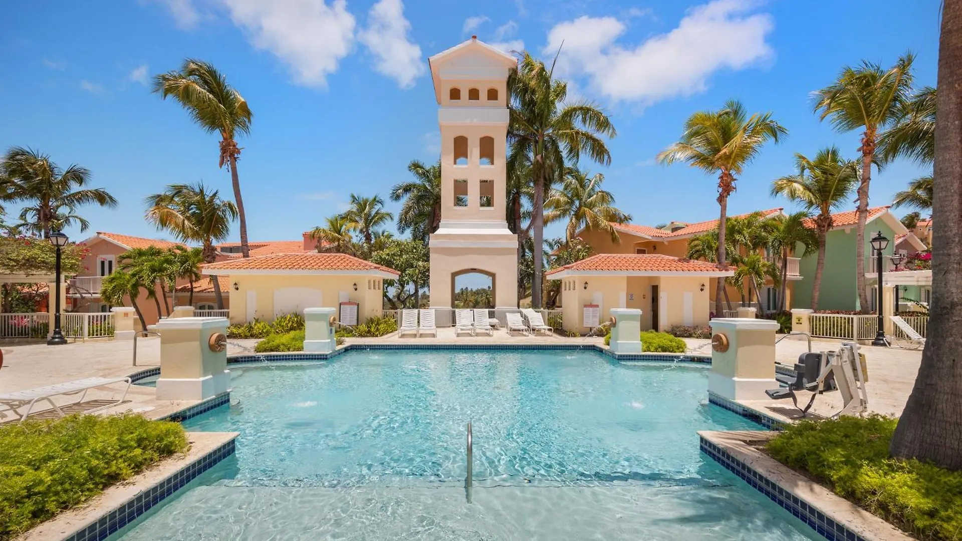 Golf Course Access Balcony Infinity Pool Apartment Fajardo